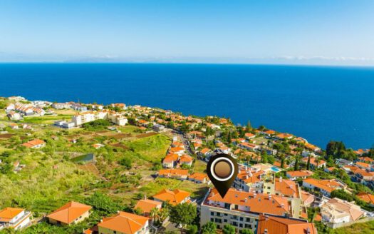 Beautiful newly renovated apartment for sale in madeira