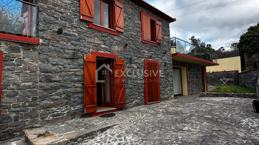 Stone House For sale in Madeira