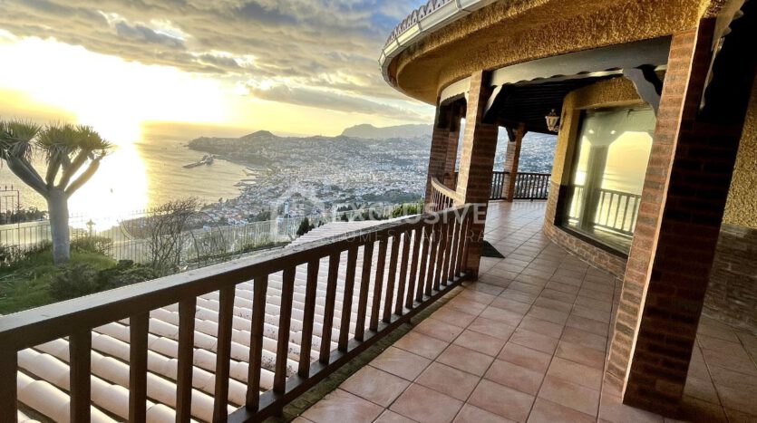 Villa for sale in Funchal Madeira