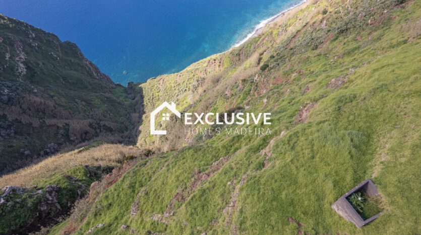 Prime Cliffside Land for sake in Madeira