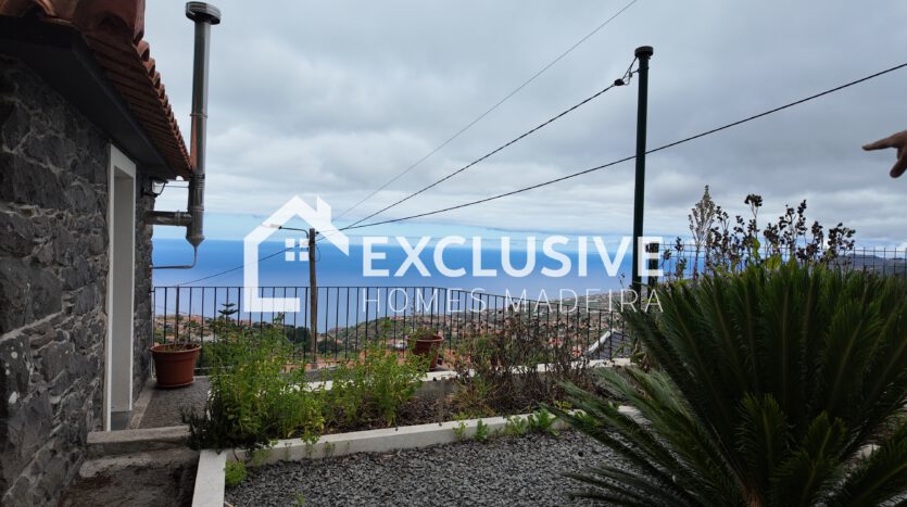 Charming Modernized Stone House with Panoramic Ocean Views in Florencas, Calheta