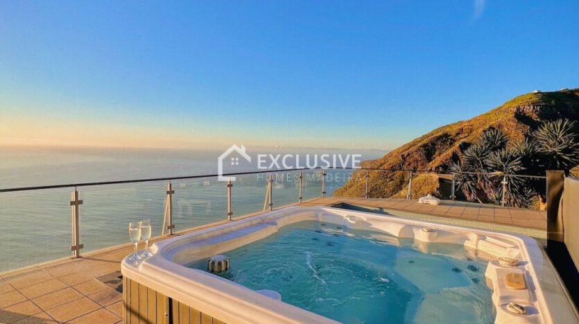 Exclusive Seafront Villa with Infinity Pool & Guest Bungalow in Fajã da Ovelha, Madeira