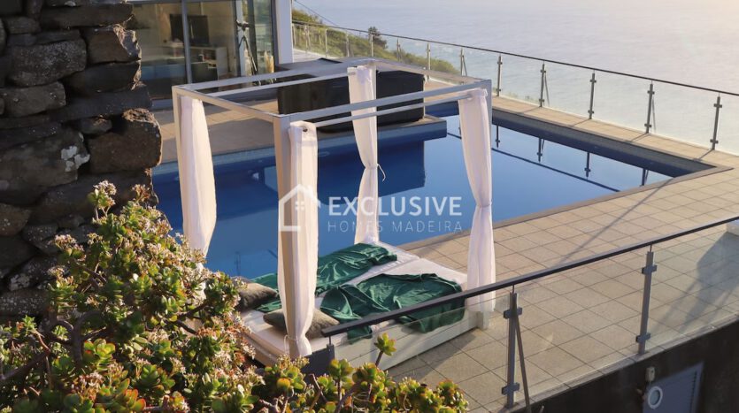 Exclusive Seafront Villa with Infinity Pool & Guest Bungalow in Fajã da Ovelha, Madeira